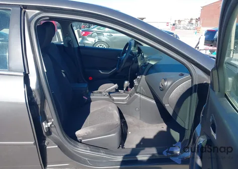 2006 Pontiac G6 from USA, damaged, VIN 1G2ZF55B264176504